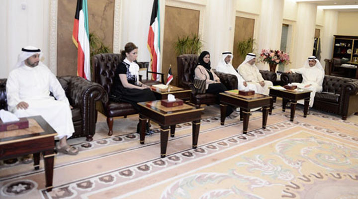 وفد جمعية الشفافية يلتقي برئيس مجلس الأمة